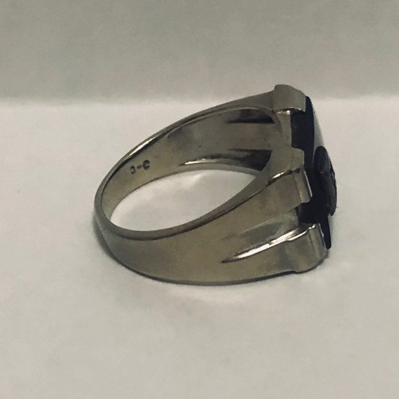 Chunky Mens 10k Gold Onyx Ring